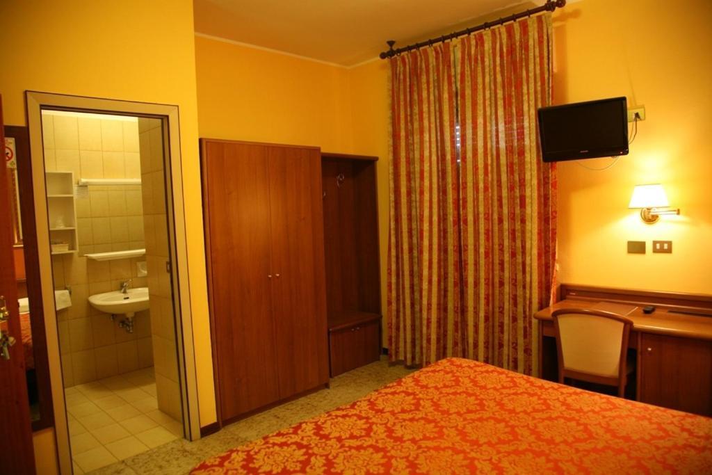 Hotel San Pellegrino Spilamberto Pokój zdjęcie