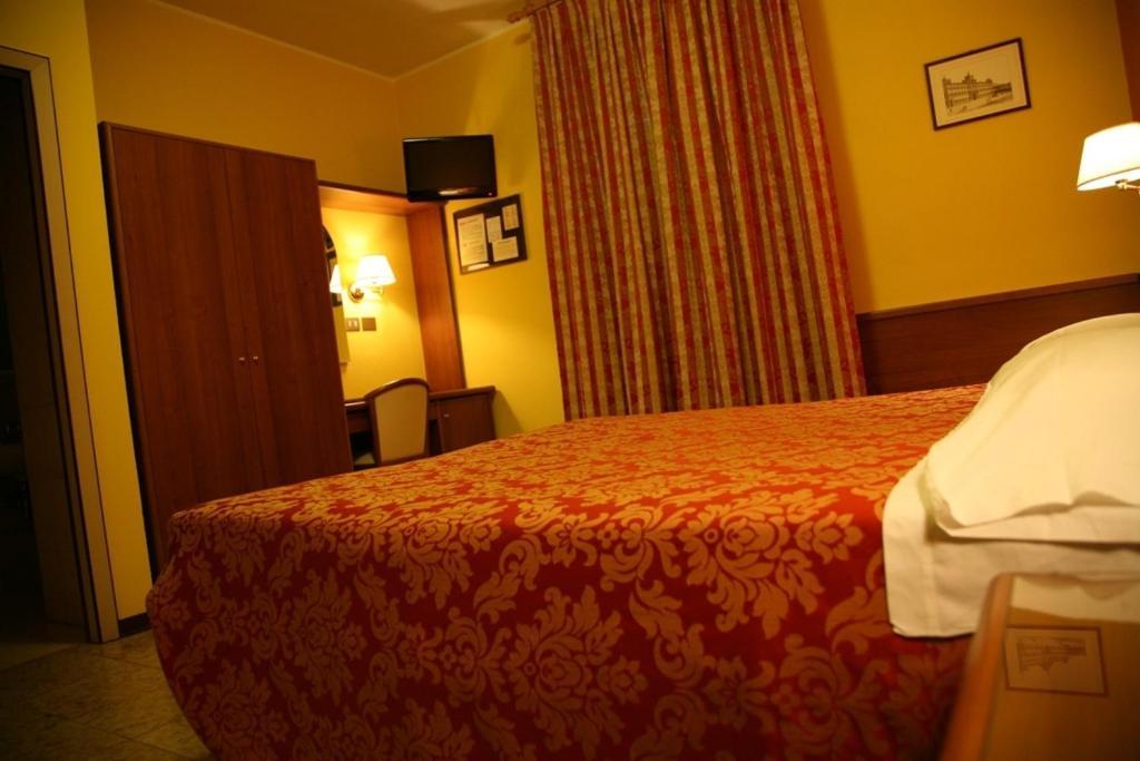 Hotel San Pellegrino Spilamberto Pokój zdjęcie